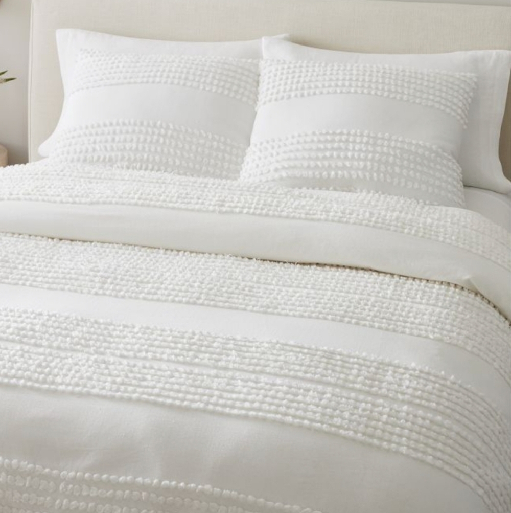 ❤️B2G1 FREE West Elm Candlewick Duvet Cover, Color White, Size Twin